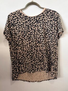 Zara Leopard Print High-Low T-Shirt - Size M